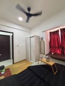 High Floor Unit Common Room 850 @ Amberside 😍
