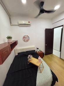 High Floor Unit Common Room 850 @ Amberside 😍
