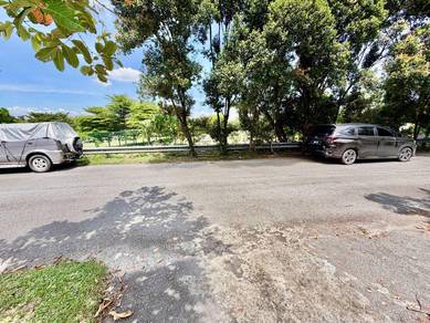 FACING OPEN! Double Storey House  Mayfair Dellia USJ 22 Subang Jaya