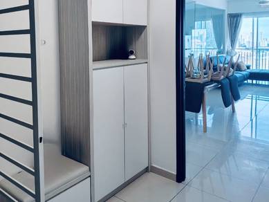 RENOVATED UNIT! Imperial Residences. Sg Ara. Furnish. Mid-Floor. 2 CP!