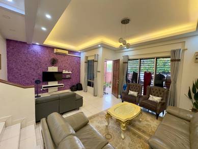 (4ROOMS + 4BATHROOMS)Double Storey Alam Budiman Sek U10 Shah Alam