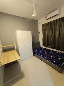 Female Room for Rent | Walk to LRT | Fully Furnished + Free WiFi