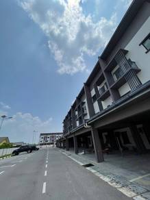 Brand New Stutong D'Everglades Upper unit Townhouse