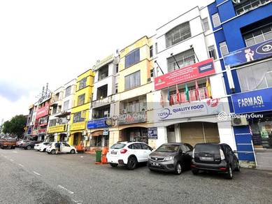 4storey Shop Lot Kota Damansara, Nr LRT TTDI & Damansara Utama END LOT