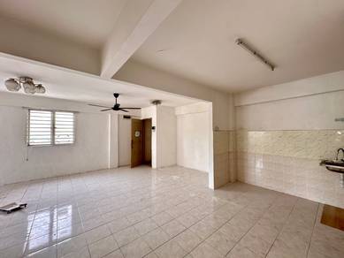 Apartment Taman Topaz