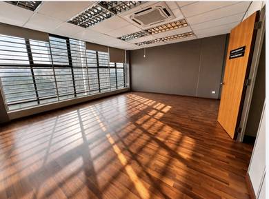 Taipan Business Centre, USJ 10, Subang Jaya, Selangor Corner Lot  Comm
