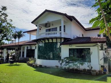 Bungalow House Section 4, Bdr Baru Bangi 17,600 sqft