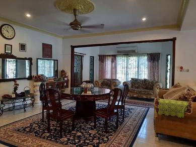 Bungalow House Section 4, Bdr Baru Bangi 17,600 sqft