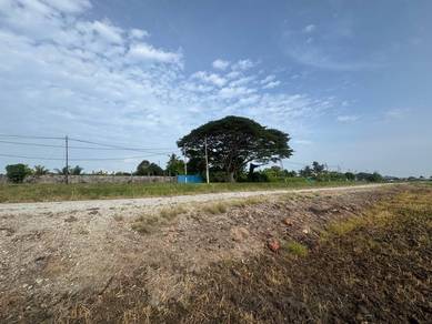 GERAN INDIVIDU + TEPI JALAN UTAMA | PENAGA Tanah Cantik Untuk Di Jual