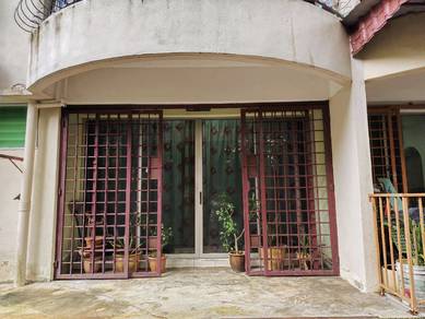 Rumah Pangsa Hilir Kota