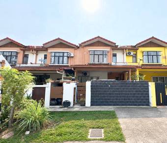 Teres 2 Tingkat, Jalan Nova, Subang Bestari Shah Alam. Guarded Area.