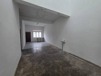 Freehold: Single Storey Corner (Shell Gate) Taman Nesa, Port Dickson