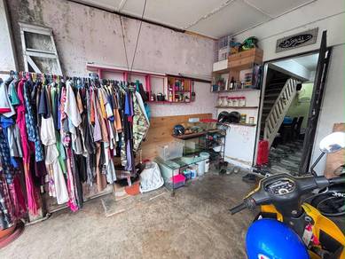 Plentong Baru Jalan Cempaka 6 double storey low cost original house