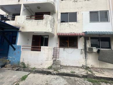 Taman Mengkudu Flat