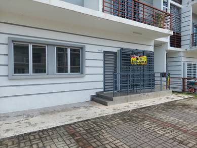 GROUND FLOOR at Suci Townhouse, Bandar Ainsdale. RUMAH CANTIK