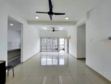 GROUND FLOOR at Suci Townhouse, Bandar Ainsdale. RUMAH CANTIK