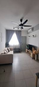 Tangerine Suites @ Kota Warisan Sepang For Rent!!