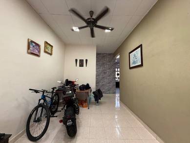 Ulu Tiram Bestari Indah 1540sqft Single Storey 3B2B Basic Renovated