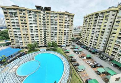 Petaling Indah Condominiums