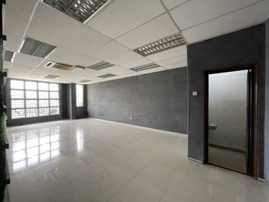 2-Story Shop unit for Sale @ Pusat Perdagangan Deluxe, Dengkil, Sepang