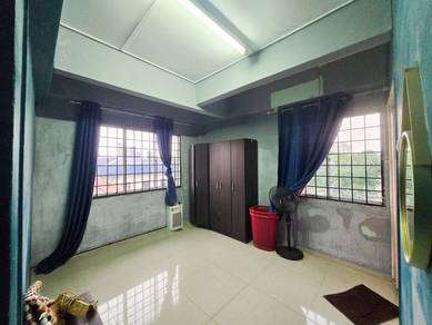 Freehold 3R2B | Top Floor | 733 Sqft | Sentul Park 