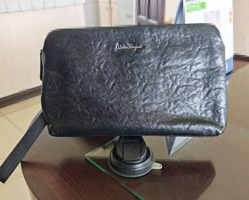 Salvatore Ferragamo Clutch 