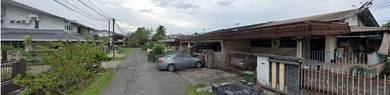 3rd Mile Single Storey Intermediate Terrace House For Sale