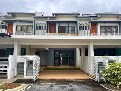 (Like New) Double Storey Laman Mawar Kota Seri Emas Nilai, N.Sembilan