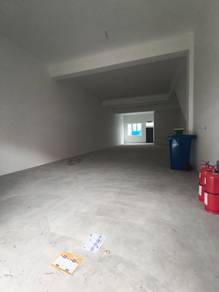 GROUND FLOOR SHOPLOT New Unit Suitable For Dobi And F&B Shop