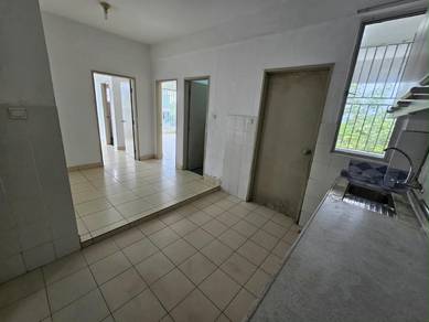 Puncak Menggatal Apartment For Rent With Lift