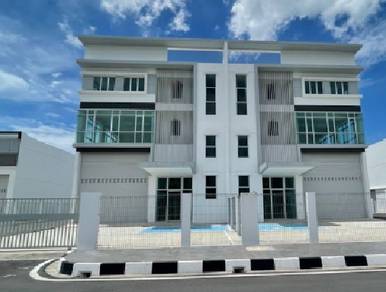Batu Kawan Golden Gateway Semi D Factory