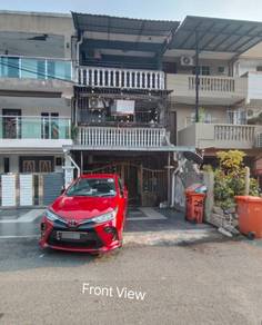 Super Value 3 Storey PJS 6 Bandar Sunway !