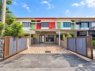 Double Storey Terrace Taman Anggerik Perdana, Bandar Teknologi Kajang