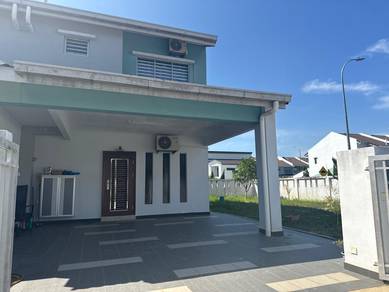Double Storey Corner Lot with 32ft land for sale