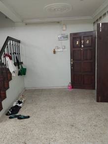 Taman pelangi double storey terrace for rent