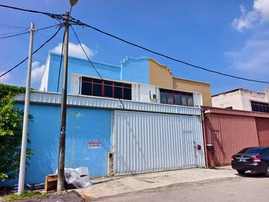 1 1/2 storey Semi-D factory Taman Merdeka, Batu Berendam