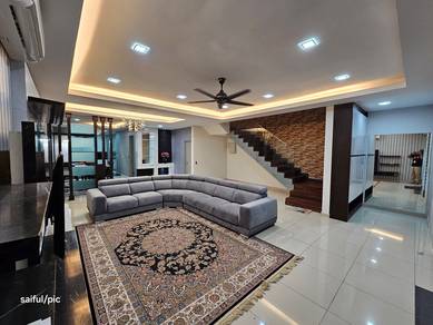 Beautiful Renovated Superlink Double Storey Perennia Rimbayu