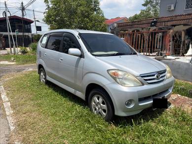 feature ad Toyota AVANZA 1.3 E (A) 2006