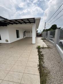 Renovated Corner Single Storey House for Rent @ Taman Sri Tebrau 4 bed