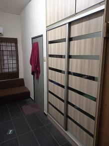Room Near Meru Top Glove Area