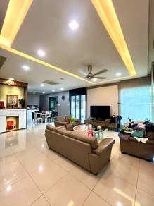 Taman Mutiara Mas Cluster Corner House For Sale