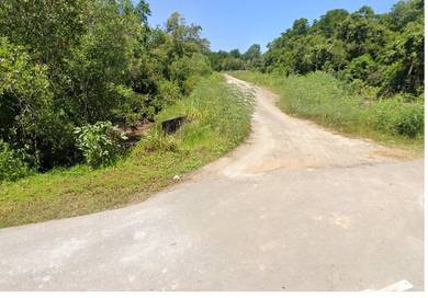 Tanah dijual dekat pekan kuala penyu