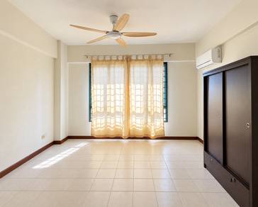 Acappella 3 Bedroom Partly Furnished Near Aeon Mall and MSU