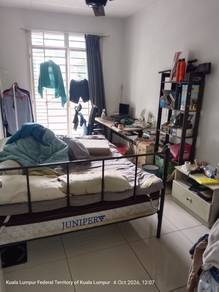 Small room for rent sharing