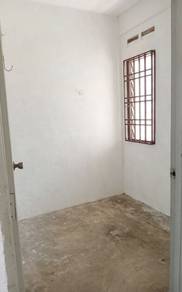 Double Storey Medium Cost at Puteri Wangsa for Rent!!