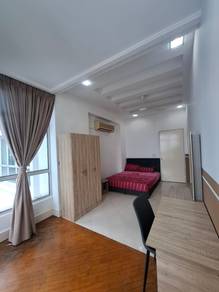 Suasana Sentral Condominium, Bigger Room For Rent-Mixed Gender Only