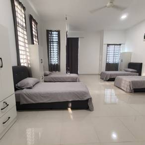 master bedroom for rent (female)