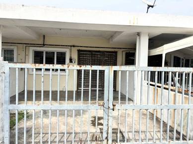 1-storey-Terraced-House-for-rent-Telok-Panglima-Garang-Selangor