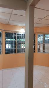 Pemilik Persendirian. Lokasi di Shah Alam.
