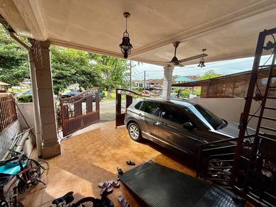 Double Storey Seksyen 4 Bangi Facing Playground